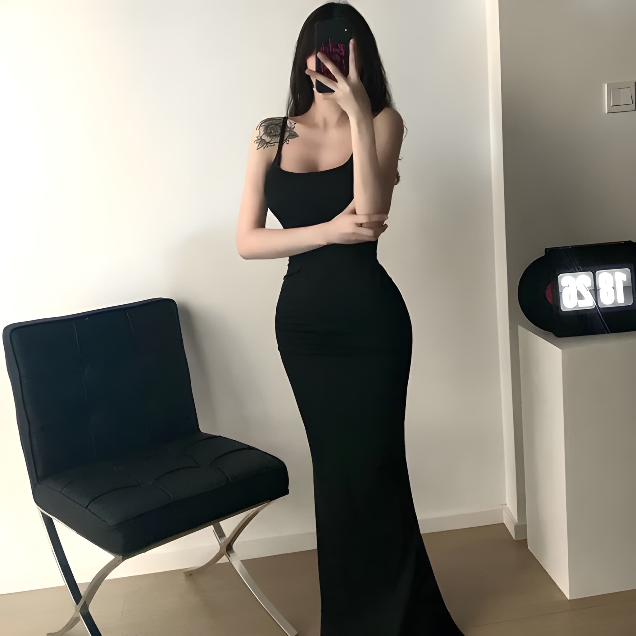 Serena Sculpt Fishtail Maxi Dress - Black